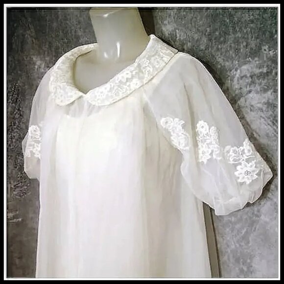 Vintage Nylon Chiffon Peignoir Set White 50s Retro Bridal Robe & Nightgown VFG - Picture 6 of 16